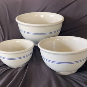 Set of 3 Vintage GIBSON China Nesting Heavy Mixing Bowls item