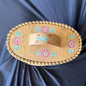 Vintage Native made birchbark basket with lid item