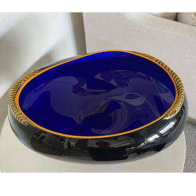 Stunning Signed Hand-Blown Glass Art Bowl – 16" Sculptural item