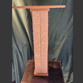 Cat scratch tower unused item