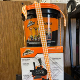 Vroom and Groom item