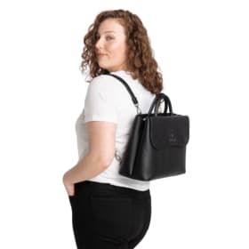 Un sac de marque Lambert | Gracieuseté de Soc. immo. Duguay item