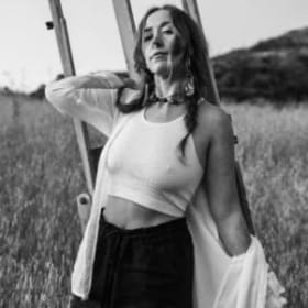 Miriam Jade (7) item