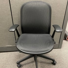 #48 Chaise Chardwick -grise item