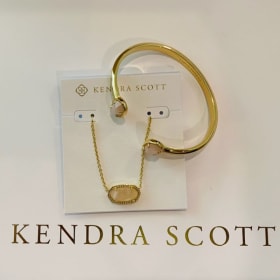 Kendra Scott Jewelry item
