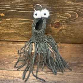 Y - Sprout the Yip Yip Alien item