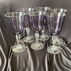 Set of 6 beautiful water goblets item