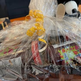 Crofters Organic Jam Gift Basket item