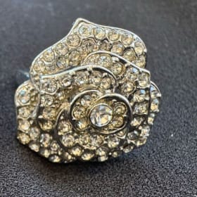 Gem-encrusted Floral Ring - small size item