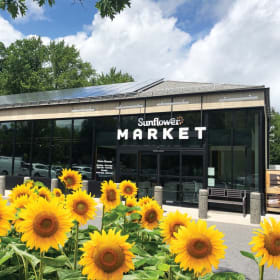 122. Diner Dining Package item