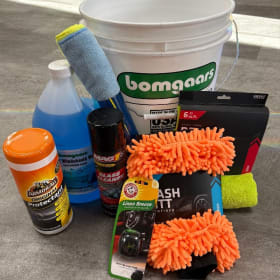 Bomgaars Carwash bucket item