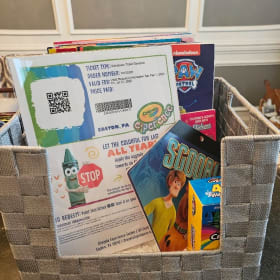 Crayola Experience item