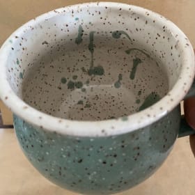 Ceramic coffee mug item