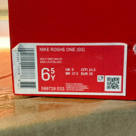 Nike Kids Roshe One (GS) Wolf Grey/White Running Shoe 6 Kids item