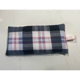 Repose-yeux à la lavande à carreaux bleus et roses item