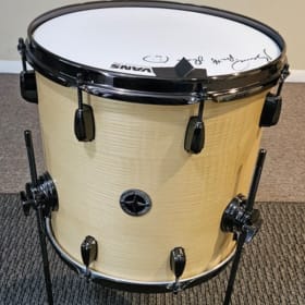 Bernard Purdy signed drum kit item