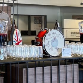 All star signed dDrum item