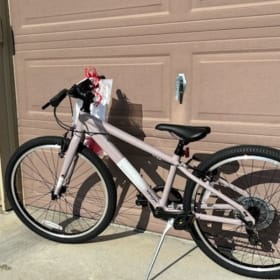 Batch Youth 24” Lifestyle Bike in Gloss Vapor Grey item