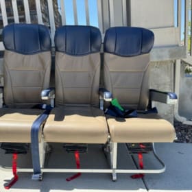 737 Airline Seats item