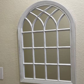 Decorative Mirror item