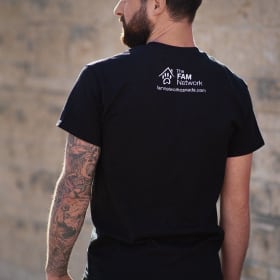Unisex T-shirt item