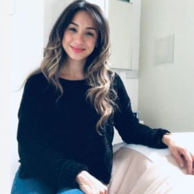 Reiki Healing Session with Adrienne Burgos item