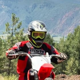1 person dirt bike lesson item