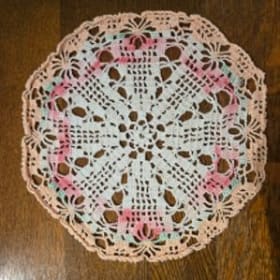 Doily item