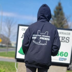 Chandail à capuchon (Hoodie) noir (large) item