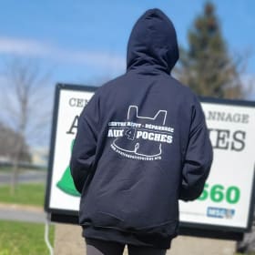 Chandail à capuchon (Hoodie) noir (X-large) item