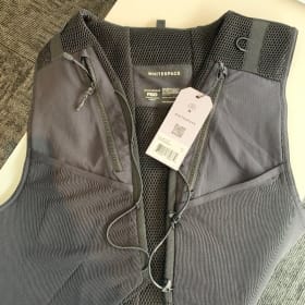 REC CARGO VEST - BLACK- Size Small/Medium  or Large/XL item