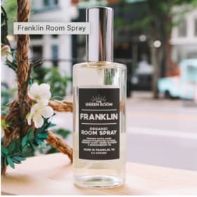 Green room candle and room spray item