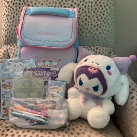 🎒 Sanrio Family Character Gift Basket – A Kawaii Collection item