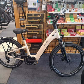 Decorah Bicycles: Turbo Como Electric Bike -Rider 5'10"-6'4" item
