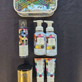 Bath & Body Works Bundle item
