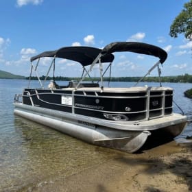 Pontoon Boat Rental & Lunch for 10 item