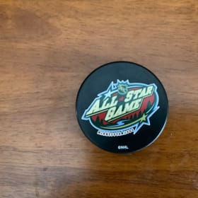 2004 NHL All Star Puck item