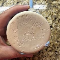 T01 - Pottery, Creamer Blue Shell Design item