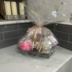 Whynderway Wellness Gift Basket item