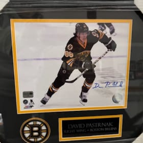 David Pastrnak Signed Photo item