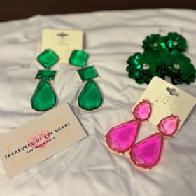 Pretty Girl Jewelry item