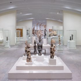 Personal Behind the scenes Met tour item