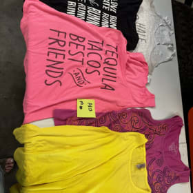 A113 (5) medium work out tanks item