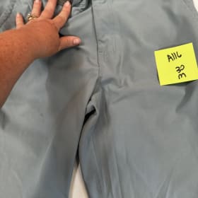 A116 O’Neil size 30 shorts item