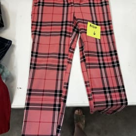 A120 (3) size 6 pants item
