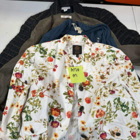 A128 (3) medium shirts/jackets item