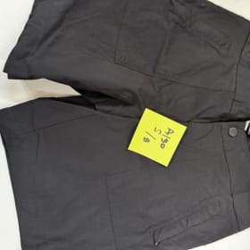 A130 (4) shorts size s/8 item