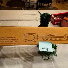 T14 Pampered Chef Candy Thermometer item