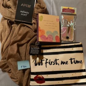 T36 New Womans Gifts (Scarf, Makeup, Signs, nail) item