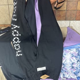 T61 Youth size 10 (3) item